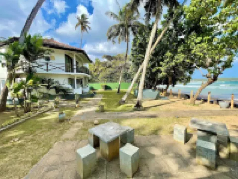 Casa Smeralda Hotels in Matara District