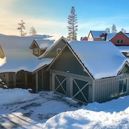 Mountaintop getaway right above Winter Park, CO