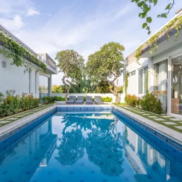 Nunamkhalu Private Villa and Spa Отели рядом с достопримечательностью «Пляж Пандава»