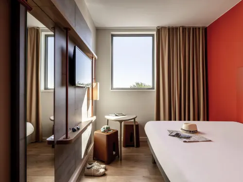 Ibis Budget Gent Centrum Dampoort - พร้อมWifi