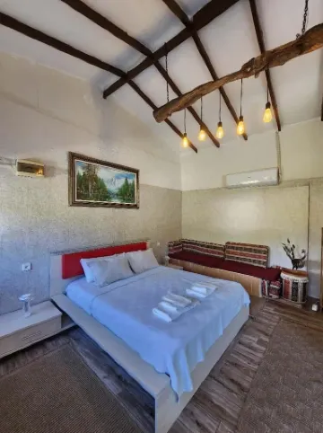 Erdem Ciftligi/ Ephesus Arena