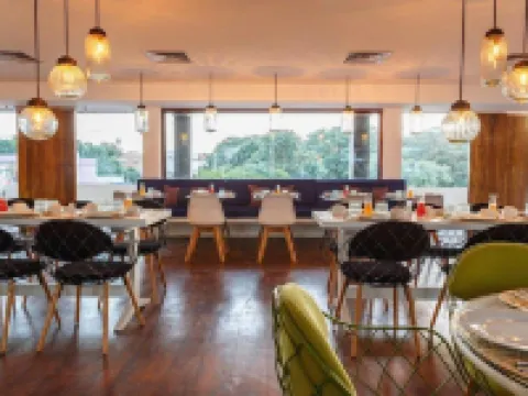 ホテル コロニアル プラヤ デル カルメン プラヤ・デル・カルメンのホテル