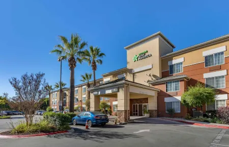 Extended Stay America Suites - San Francisco - San Carlos Отели в г. Сан-Карлос
