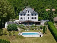 Hôtel Restaurant le Repère Hotels in Susville