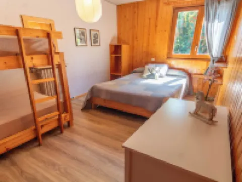 Hostal Xalet Refugi Pere Carné - Hostel アルプのホテル