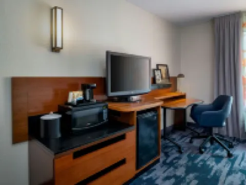 แฟร์ฟิลด์ อินน์แอนด์สวีทส์ บายแมริออท เอเคน โรงแรมในเอเคน