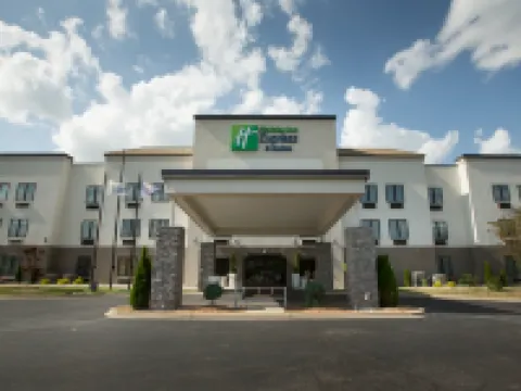 Holiday Inn Express & Suites MADISON by IHG Hotels in Madison