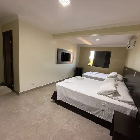 Master Gold Hotel Express
