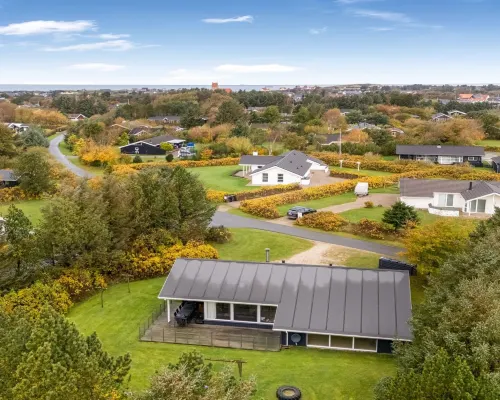 "Franke" - 1.1km from the Sea Hotels in Lonstrup