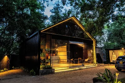 Area 4 Eco Cubes Hotel di 