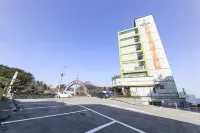 Yeongdeok Hotel Gloryel - parking