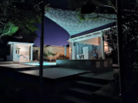 NIKKON LUXURY LIVING is a luxury private villa, in top of the sea.Enjoy LUXURY.