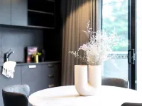 Immaculate Braddon Studio with Accessible Bathroom