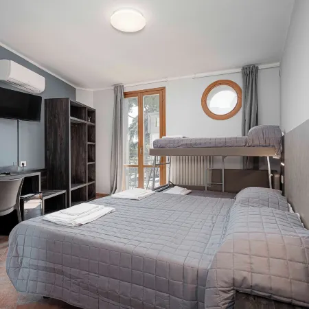Urban Hotel