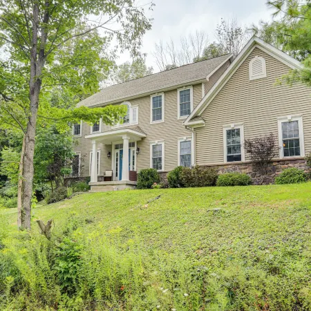 Game Room & Hot Tub: Big Fun in Ellicottville