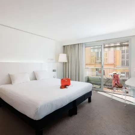 Ibis Styles Menton Centre