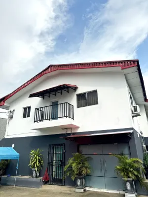 DEE OS' Hotel Hotels in der Nähe von Playground