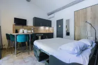 Gîte Petit Luberon Chez Manon en Luberon Hotels in Robion