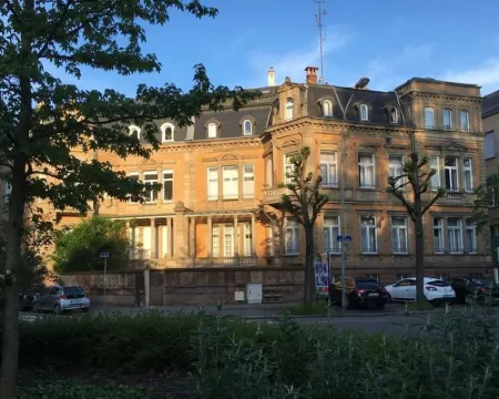 Adonis Hotel Strasbourg Hoteles en Estrasburgo