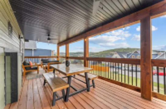 Green Wood Getaway for 18 Hotels in Ridgedale