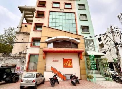 Hotel Oasis Inn