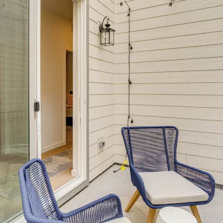Great for Families! Newly Built Home in Aurora
