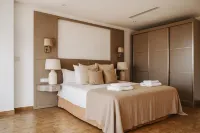 졸리 아파트먼트, 시디 야히아에 위치