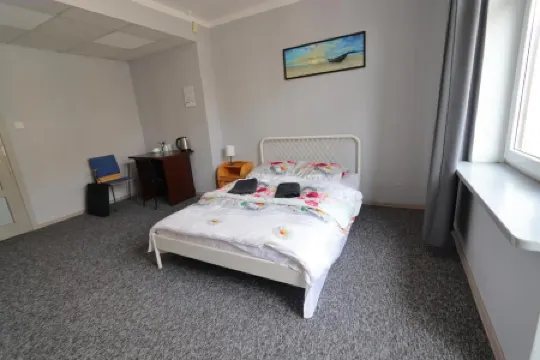 Fantastic-Inn Warszawa - Kopernika Отели рядом с достопримечательностью «Tissot Service»