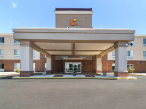Comfort Suites Hotels in Mount Vernon