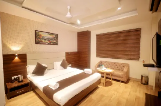 Hotel Kalpana Palace