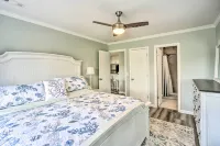 Sunny Edisto Island Duplex - Half Mile to Beach!