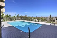 Walk to Shore! Ocean-View Condo in Carolina Beach - Beach