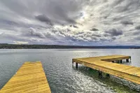 Charming Home on Keuka Lake w/ Dock & Fire Pit! -  Privatzimmer