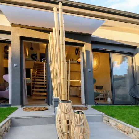 Versa Villas