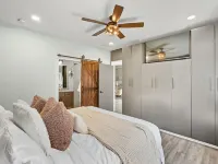Tower Haus w/Private Hot Tub Hotels in Chesterton