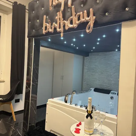 Qt suite & luxury