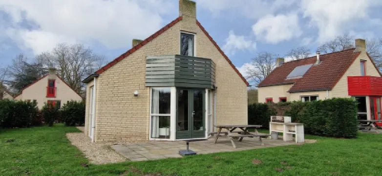 Lakeview 'Rotorua' 6-pers Holidayhome by Kawatea-cottages