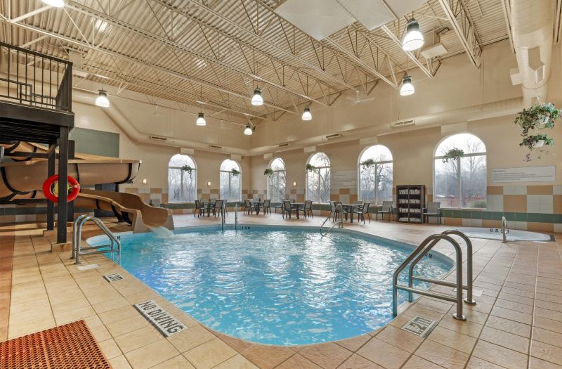 Best Western Plus Pembina Inn Suites photo 3