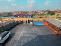 EKS PEAK - Pools