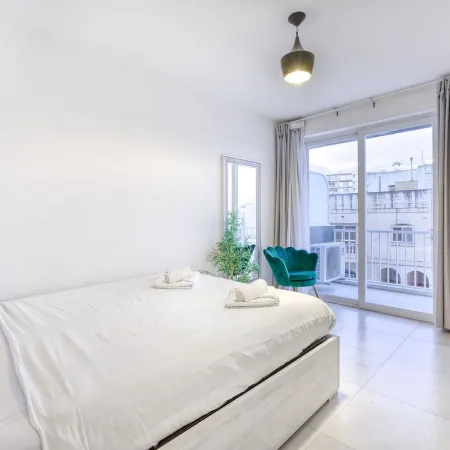 Central Msida Modern Bright Comfortable