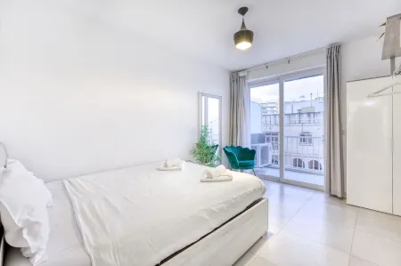 Central Msida Modern Bright Comfortable