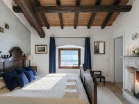 Villa Marina - Como Lake Hotels in Bellano