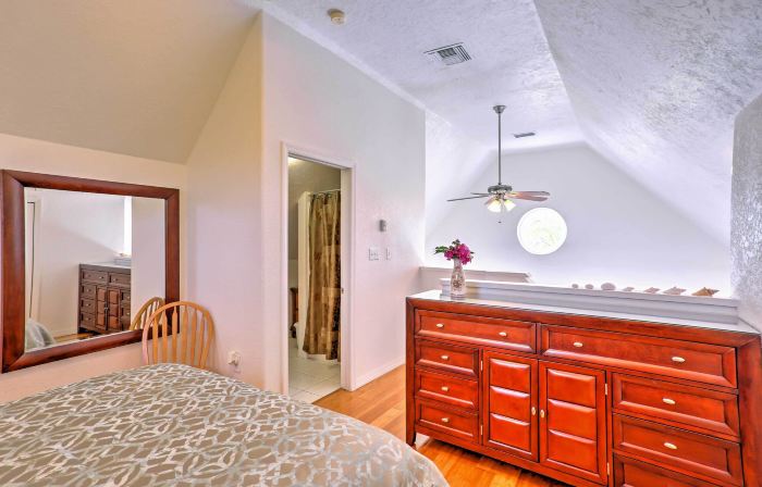 Lovely 'Sea Dreams Villa' w/ Private Beach & Deck!