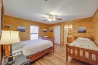 Hike, Sip and Unwind Mtn-View Gem in Banner Elk! - parking