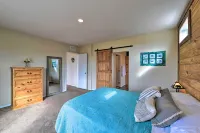 Cedaredge Hideaway w/ Grill & Mountain Views! - parking