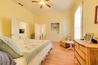 Cozy Thomasville Cottage - Walk to Downtown! - 3-Star