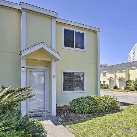 Destin Townhome with Beach Access and 2 Pools!