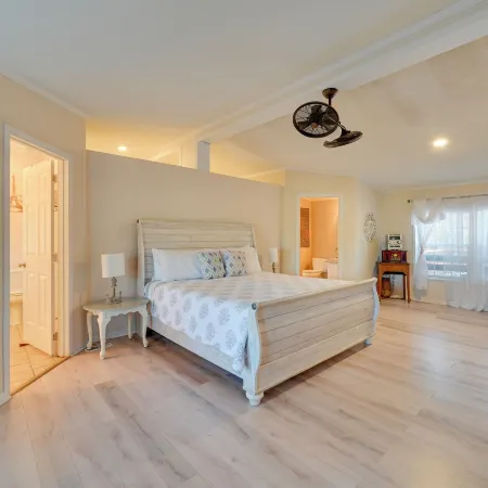 9 Mi to Ecu: Pet-friendly Greenville Home w/ Deck
