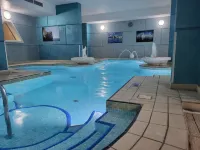 Topaz Hotel - Pools