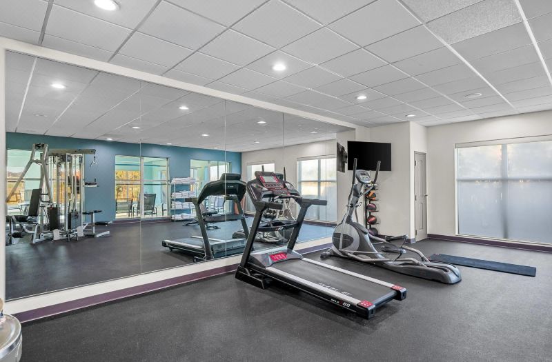 La Quinta Inn & Suites by Wyndham Searcy photo 2